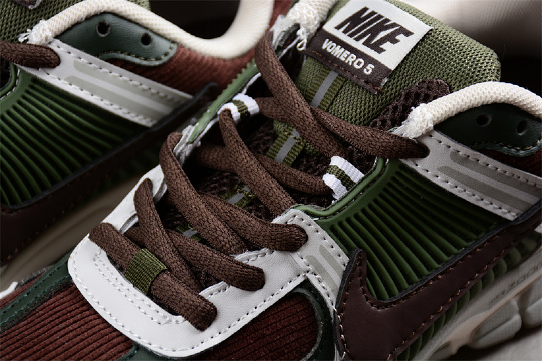 Nike [FD0884-028]-[ZOOM VOMERO 5 SP WHITE/BLACK/GREY/BROWN/GREEN]-[WOMAN:36-39]-[MAN:40-45] - Image 8