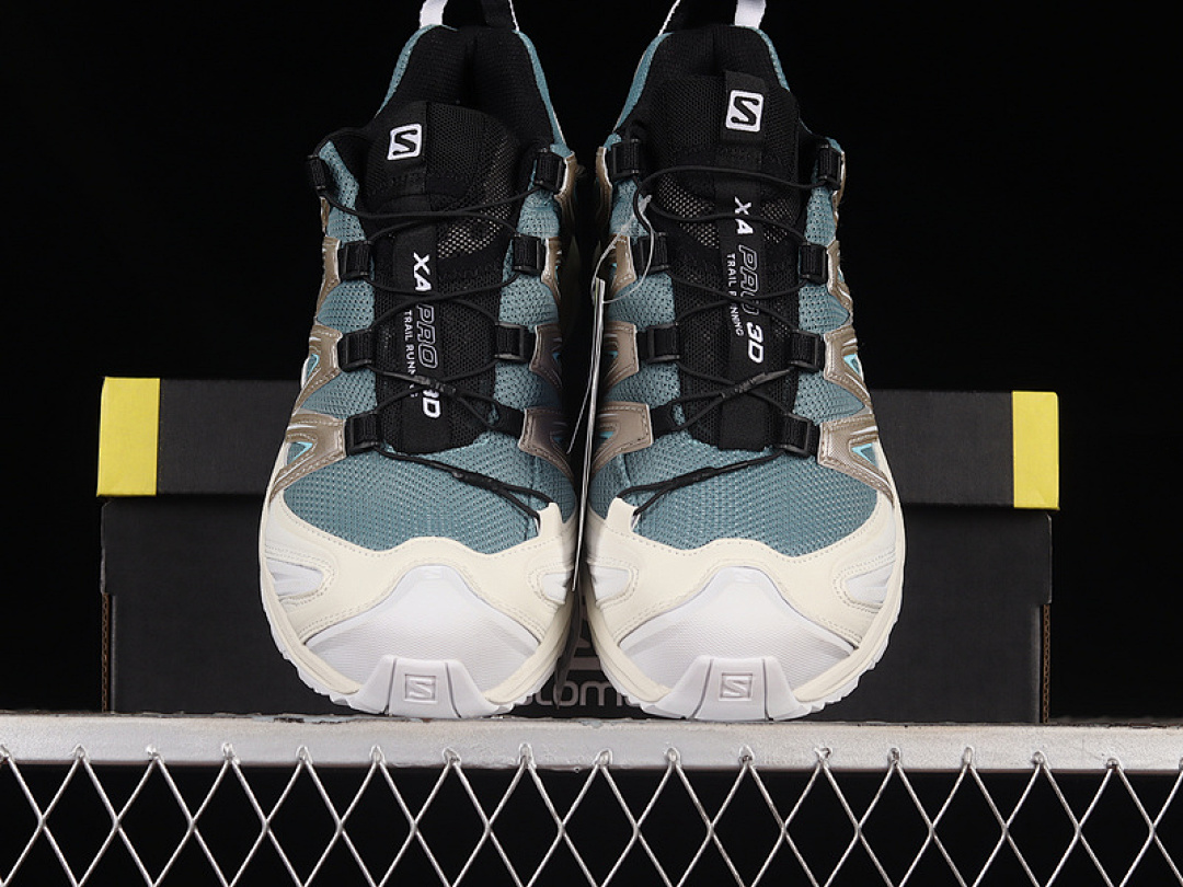 On Running [413148-33]-[XA PRO 3D ADV OUTDOOR OFF ROADING BLUISH GREEN/WHITE]-[WOMAN:36-39]-[MAN:40-46] - Image 12