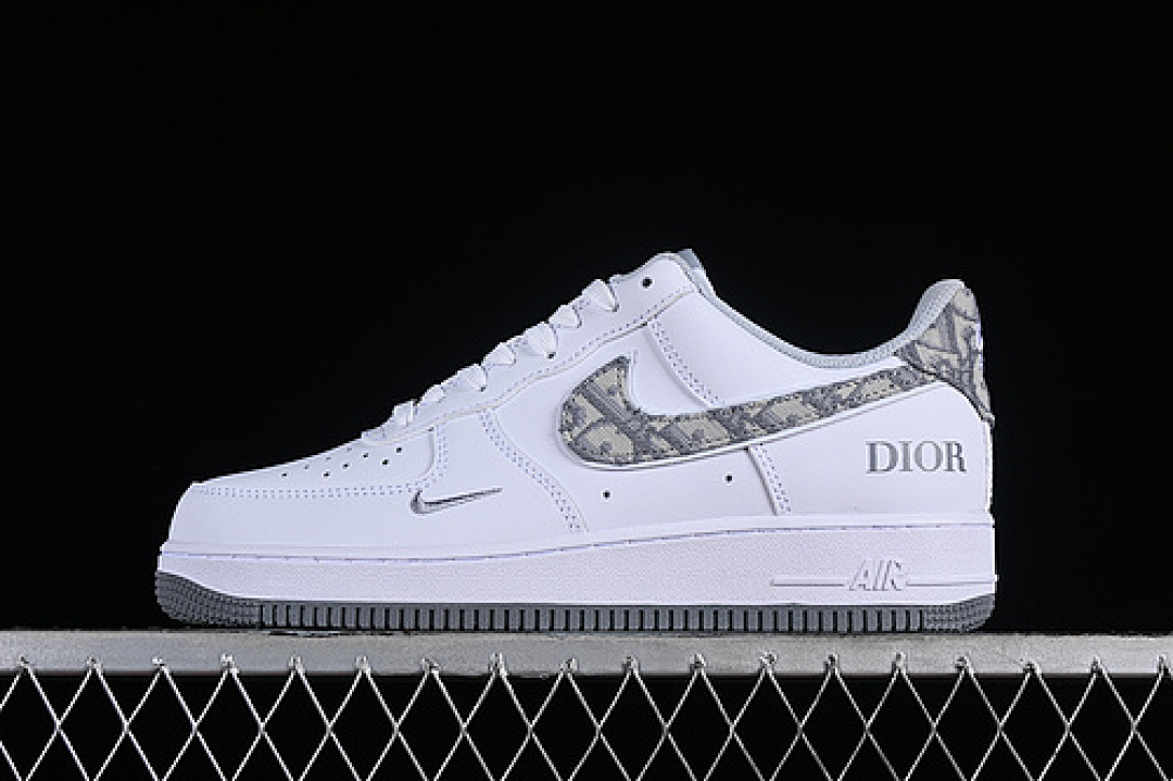 Nike [CW2288-111]-[AIR FORCE 1 07 LOW WHITE/GREY]-[WOMAN:36-39]-[MAN:40-45], photo 1