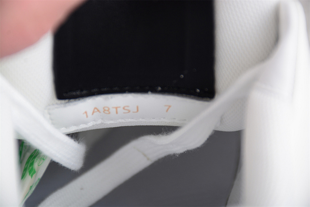 Louis Vuitton [LOUIS VUITTON TRAINER SNEAKER LOW LV WHITE/BLACK]-[WOMAN:35-39]-[MAN:40-45] - Image 5