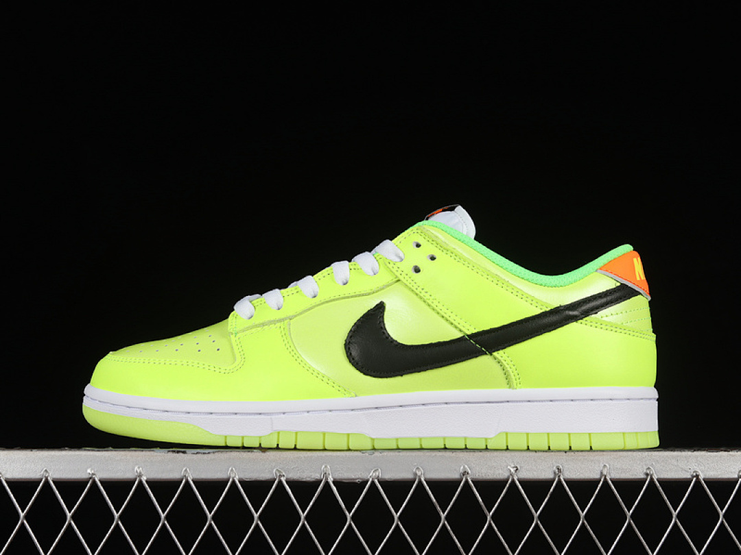 Unbranded [FJ4610-702]-[DUNK LOW SE VOLT/BLACK/TOTAL ORANGE/GREEN STRIKE]-[WOMAN:36-39]-[MAN:40-46], photo 1