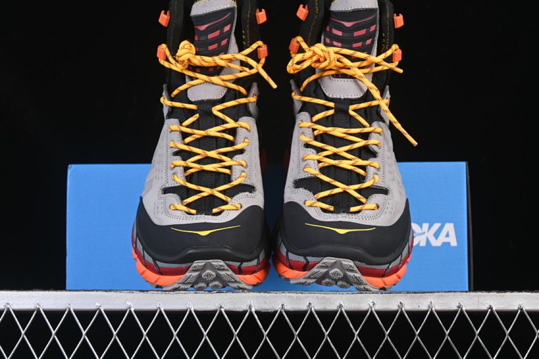 Hoka [1129958]-[ONE ONE TOR ULTRA HI CLIMBING BOOT ORANGE/BLACK/GREY/RED]-[WOMAN:39]-[MAN:40-46] - Image 12