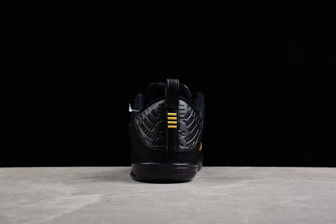 Nike [869459-001]-[KOBE 11 ELITE LOW FADE TO BLACK BLACK/BLACK/GOLD]-[MAN:40-46] - Image 11