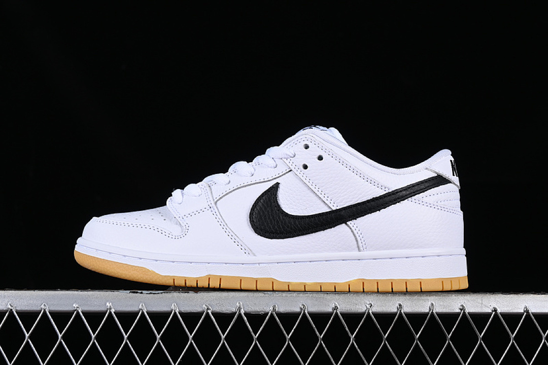 Unbranded [CD2563-101]-[DUNK LOW PRO ISO SB ORANGE LABEL WHITE/BLACK-WHITE-GUM (LIGHT BROWN]), photo 1
