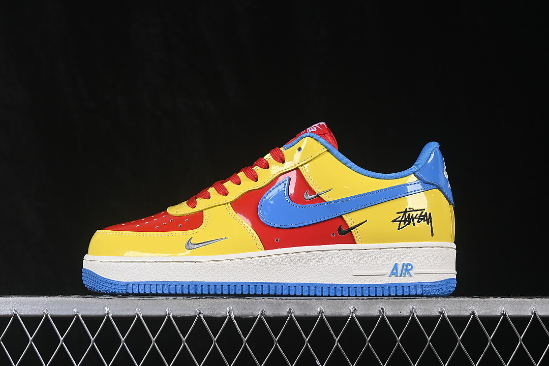 Nike Nike AIR FORCE 1 07 LOW CASUAL SNEAKERS YELLOW/RED/BLUE · DD1982-377, photo 1