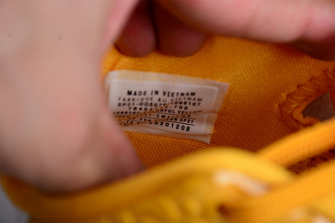 Nike [454142-700]-[ZOOM KOBE 6 TB YELLOW/WHITE/SILVER]-[MAN:41-46] - Image 3