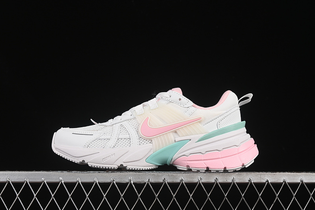 Unbranded [FD0736-002]-[V2K RUN WHITE/PINK/GREEN]-[WOMAN:35.5-40], photo 1