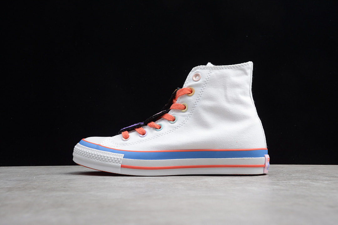 Converse [567299C][MILLIE BOBBY BROWN X CHUCK TAYLOR ALL-STAR HI WHITE/COLORFUL][UNISEX:35-44], photo 1