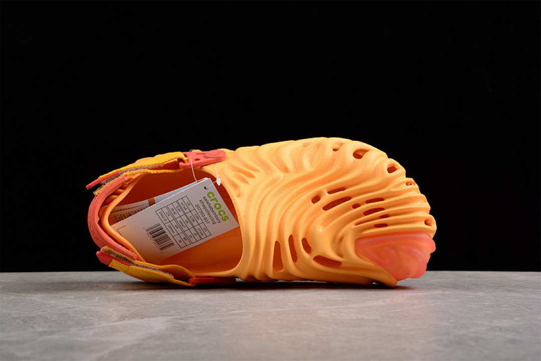 Crocs [SALEHE BEMBURY X CROCS POLLE CLOG YELLOW/ORANGE/YELLOW]-[UNISEX SIZE:36-47] - Image 11