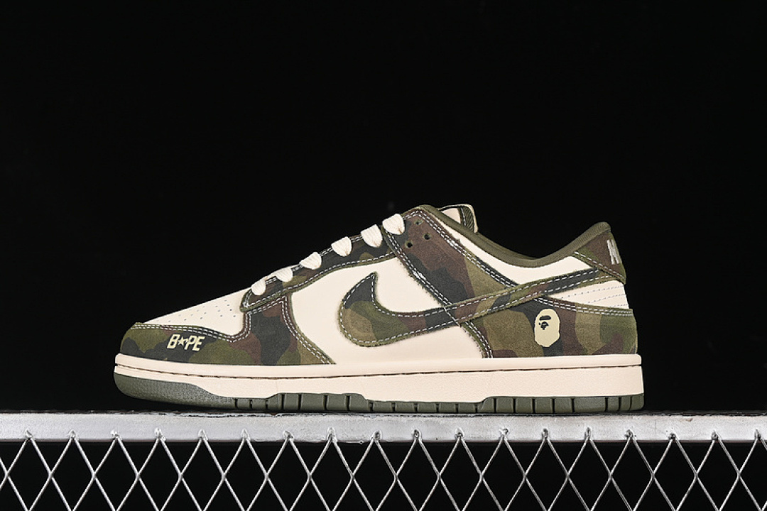 Bape [CH6336-230]-[SB DUNK LOW BAPE GREEN/WHITE]-[WOMAN:36-39]-[MAN:40-45], photo 1