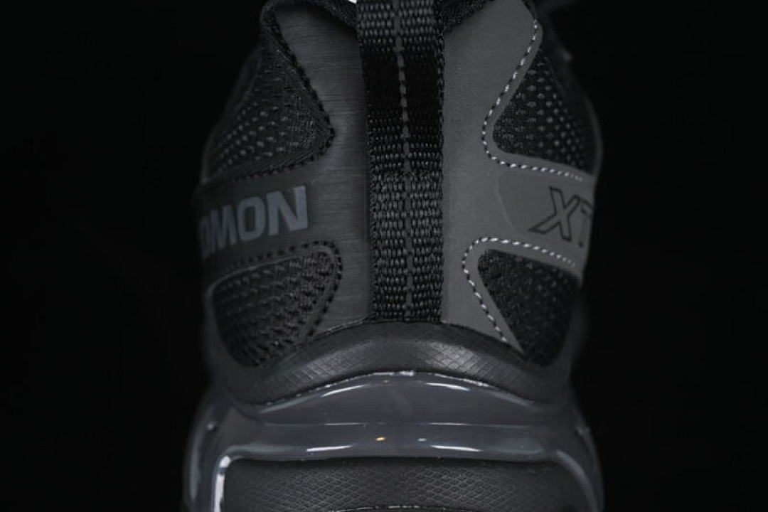 On Running [417413-20]-[XT-6 CHROMATIC BLACK/DARK GRAY]-[WOMAN:36-39]-[MAN:40-45] - Image 6