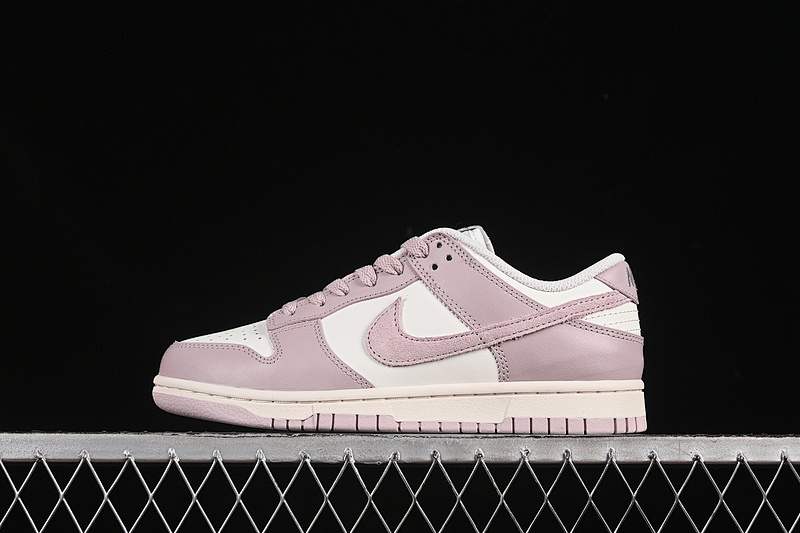 Purple Nike SB DUNK LOW WHITE/PURPLE · FB9109-122, photo 1