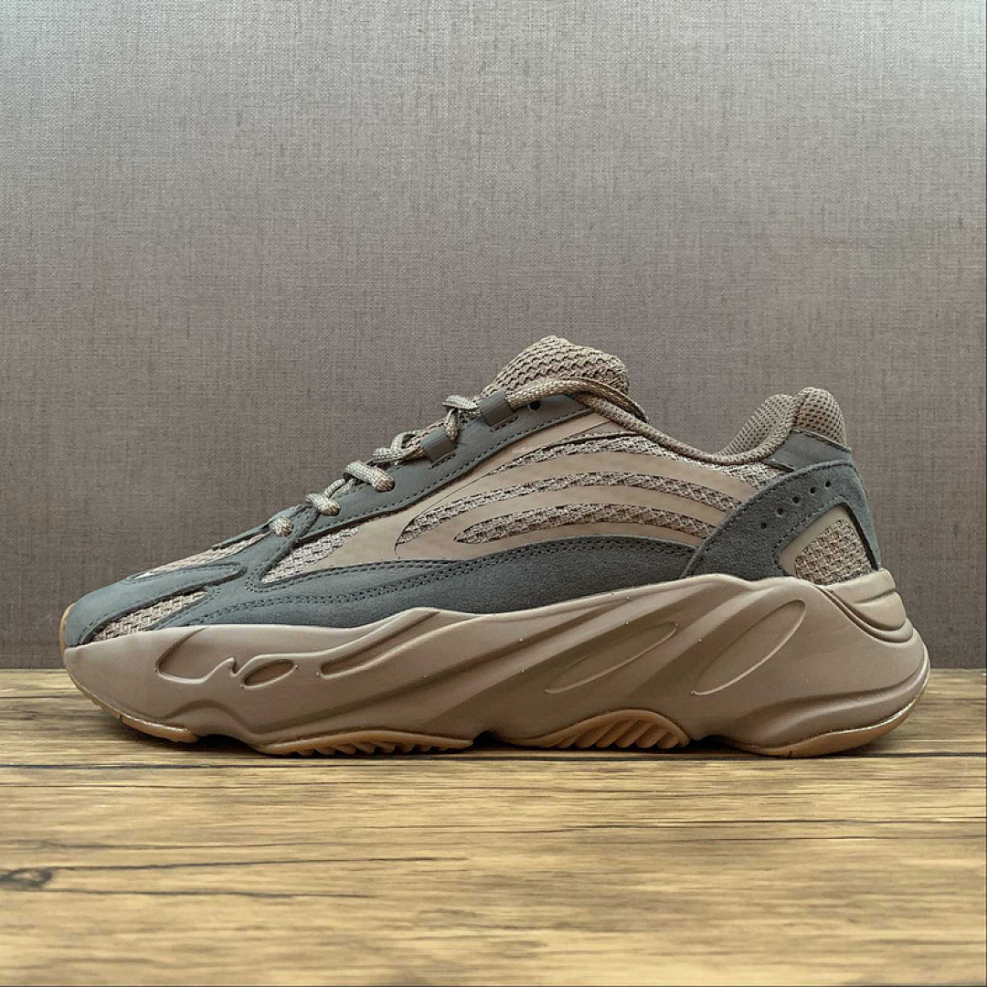 Adidas [GZ0724]-[YEEZY BOOST 700 V2 MAUVE/MAUVE/MAUVE]-[WOMAN:36-39]-[MAN:40-47], photo 1