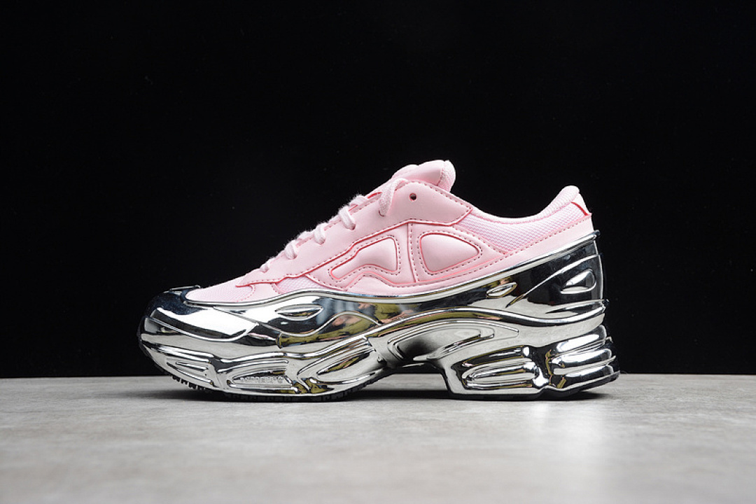 Unbranded [EE7947]-[RAF SIMONS X OZWEEGO MIRRORED CLEAR PINK/SILVER METALLIC/SILVER (METALLIC]), photo 1