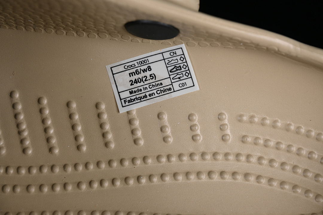 Crocs [CROCS DUAL PURPOSE BEACH HOLE SANDALS MUSHROOM]-[WOMAN:34-39]-[MAN:40-46] - Image 3