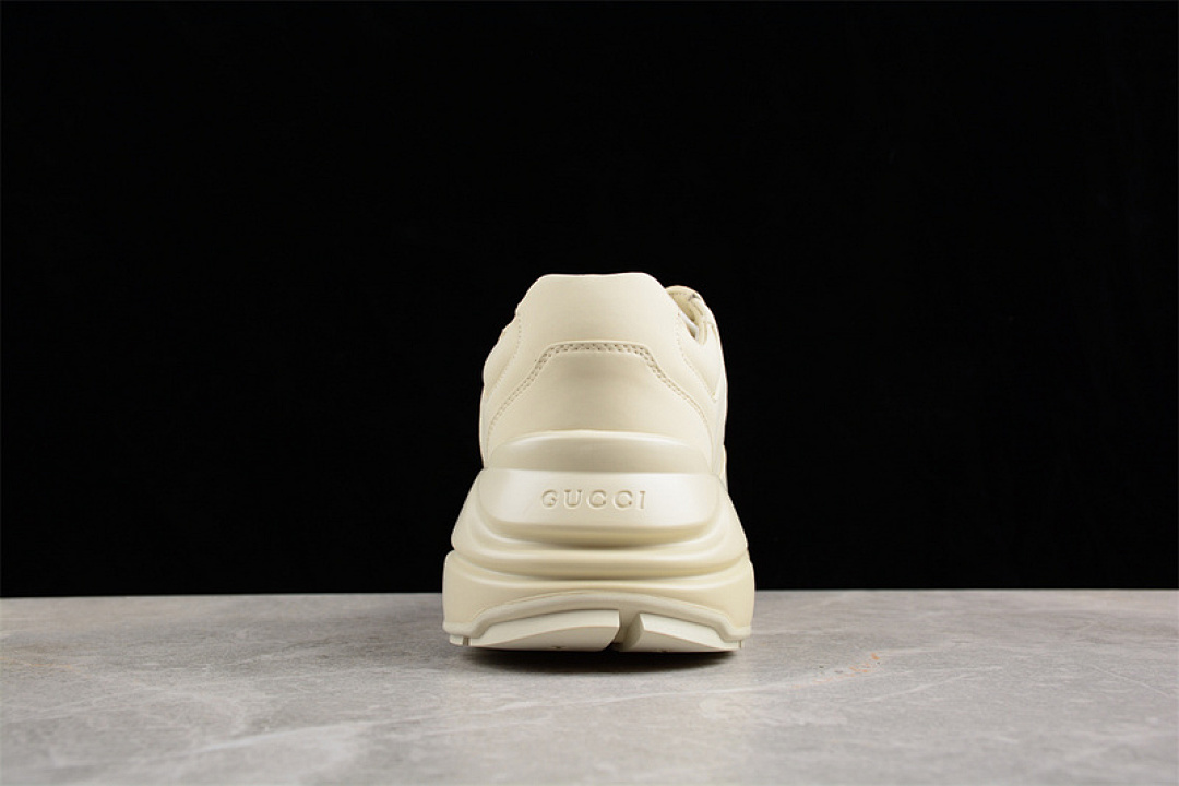 On Running [GU*CCI PINK/BROWN]-[WOMAN:36-40] - Image 11