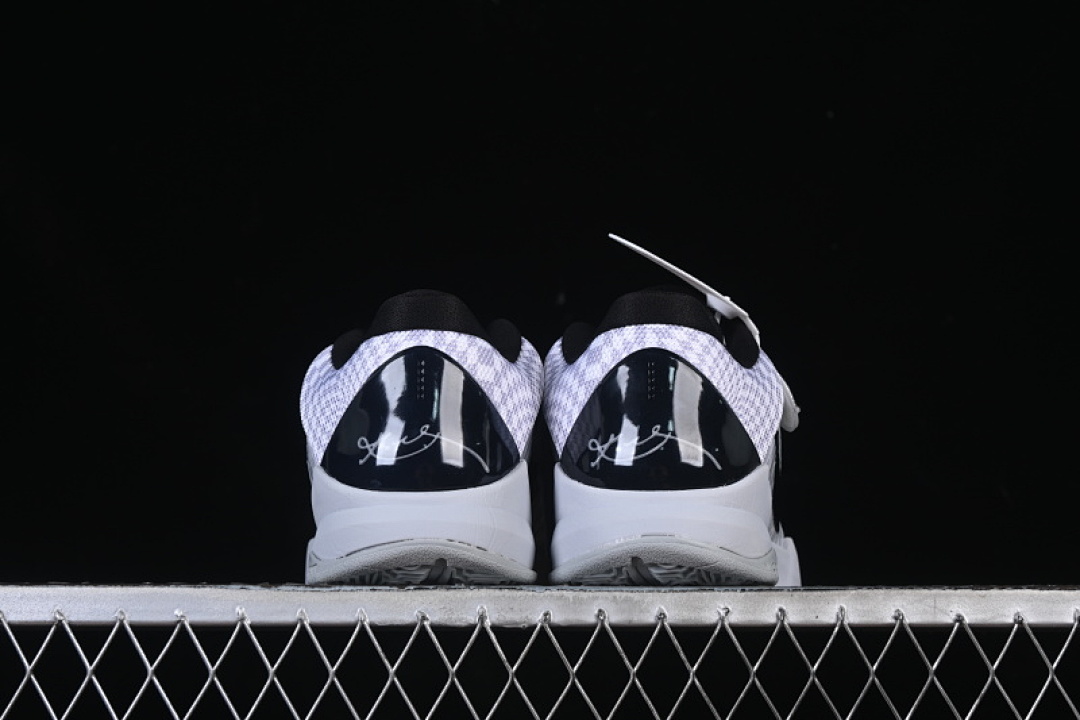 Nike [CD4991-003]-[ZOOM KOBE 5 ZEBRA GREY/BLACK]-[MAN:39-47.5] - Image 14