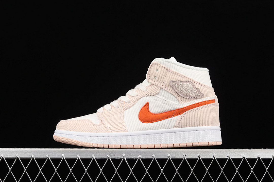 Jordan AIR Jordan 1 MID GS CORDUROY SAIL/ORANGE QUARTZ/WHITE · DA8009-108, photo 1