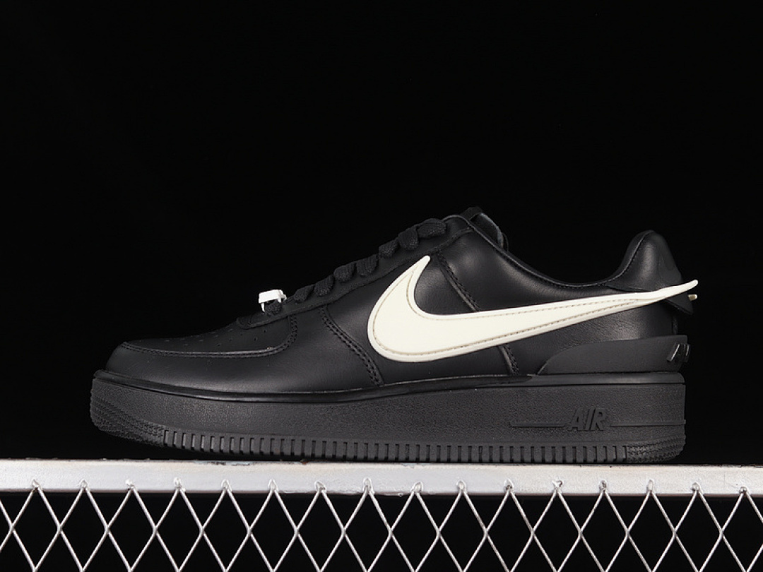Nike [DV3464-001]-[AMBUSH X AIR FORCE 1 LOW BLACK/PHANTOM/WHITE]-[WOMAN:36-39]-[MAN:40-47.5], photo 1