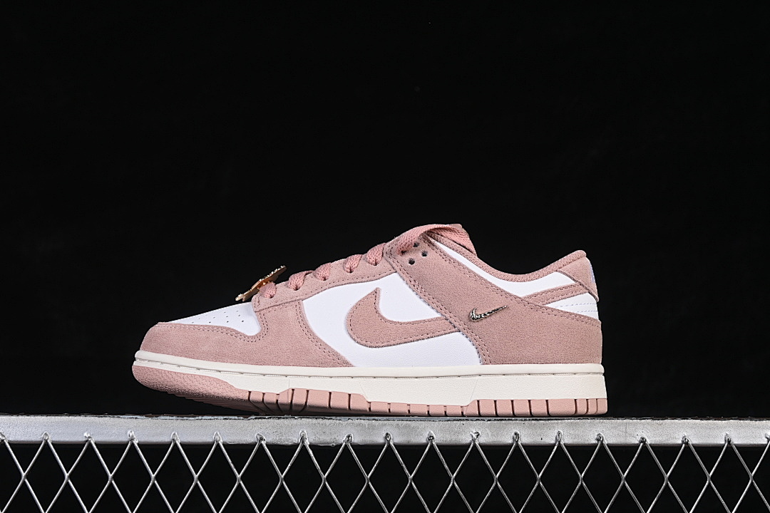 Unbranded [IB4417-102]-[DUNK LOW SUMMIT WHITE/ROSE WHISPER/SAIL/METALLIC GOLD]-[WOMAN:36-39]-[MAN:40], photo 1