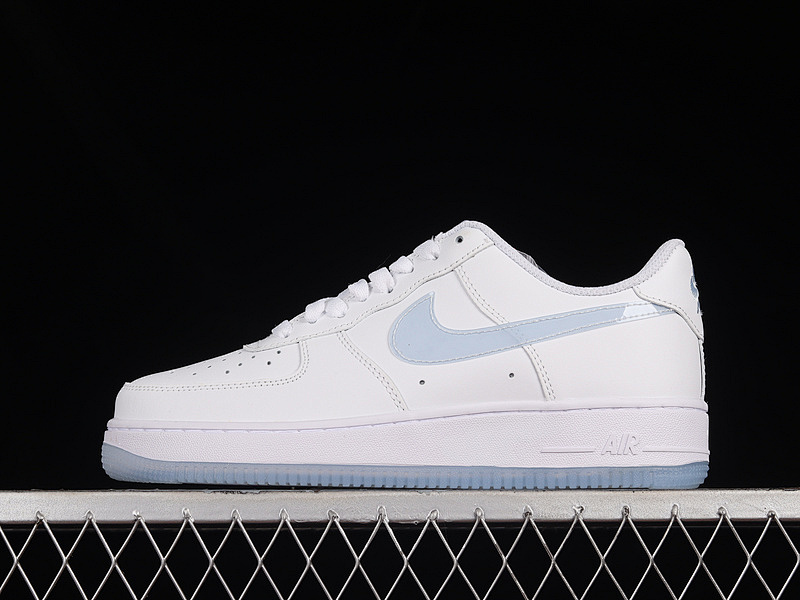 Nike Nike AIR FORCE 1 LOW 07 WHITE/WHITE/SKY BLUE · WU5696-033, photo 1