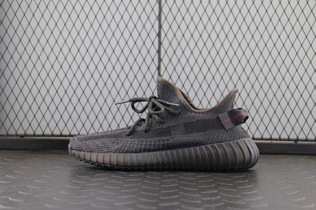 Adidas Adidas OWF YEEZY BOOST 350 V2 BLACK-NON REFLECTIVE BLACK/BLACK · FU9006, photo 1