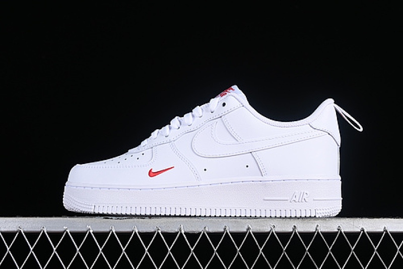 Nike Nike AIR FORCE 1 07 LOW WHITE/RED · FZ7187-100, photo 1