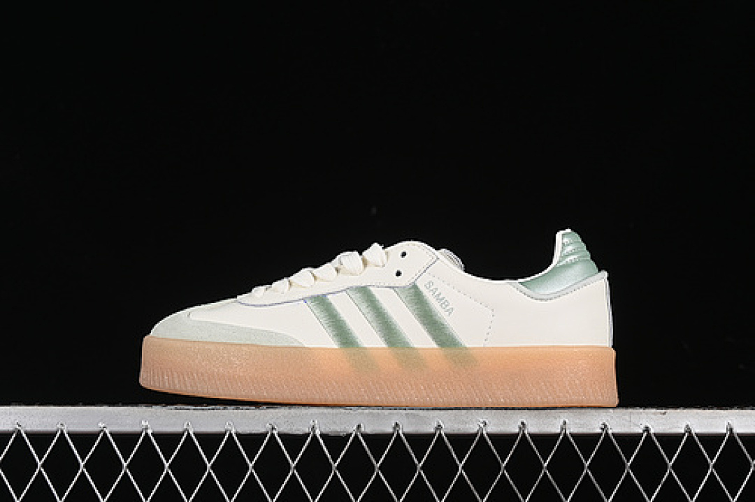 Adidas [IG1947]-[SAMBA W OFF WHITE/LIME GREEN/LIME GREEN]-[WOMAN:36-39]-[MAN:40-45], photo 1
