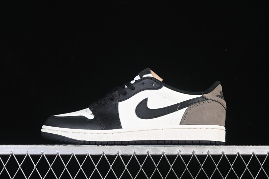 Jordan AIR Jordan 1 LOW AJ1 BASKETBALL SHOES BLACK/WHITE/GREY · CZ0790-102, photo 1