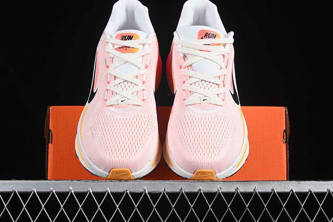 Nike [HM6804-100]-[AIR ZOOM VOMERO 18 SAIL/BRIGHT CRIMSON/LASER ORANGE/BLACK]-[UNISEX:36-46] - Image 13