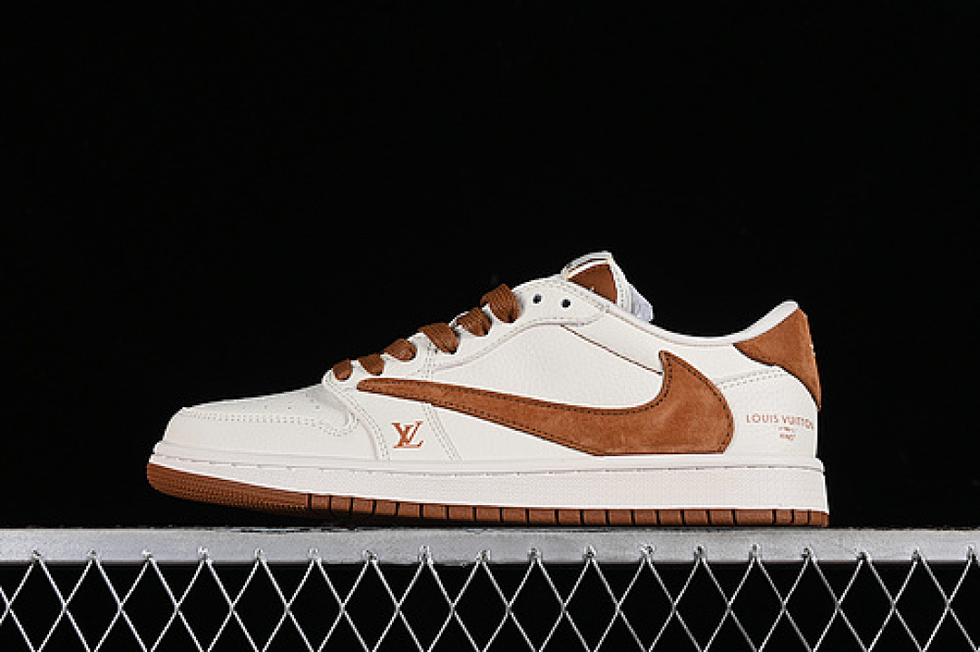 Jordan [LX1988-900]-[TRAVIS SCOTT X FRAGMENT DESIGN AIR JORDAN 1 LOW OG SP WHITE/BROWN]-[36-45], photo 1