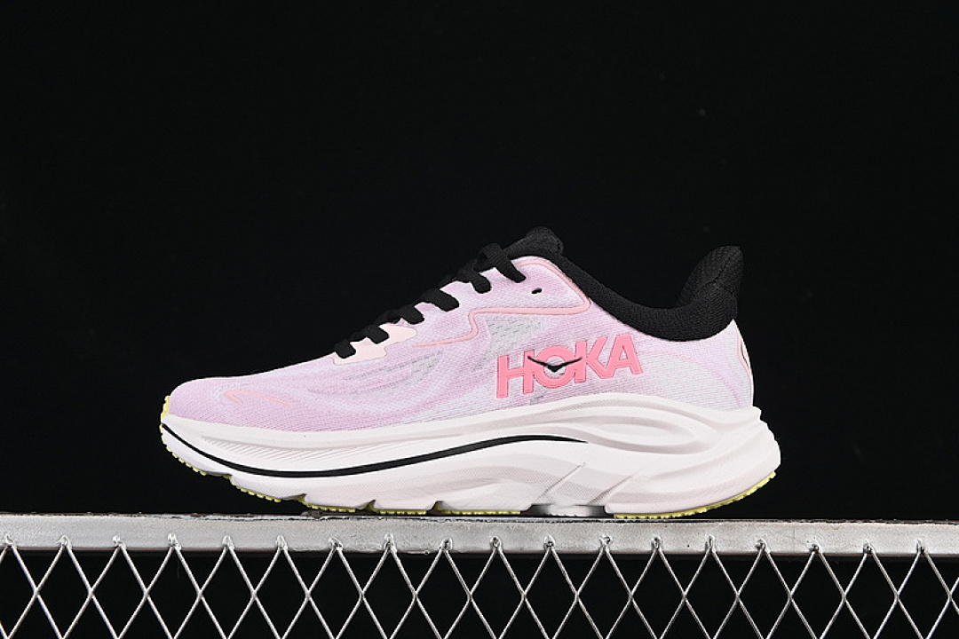 On Running On Running [1162031 CTNS]-[HOKA ONE CLIFTON 10 WHITE/PINK/BLACK]-[WOMAN:36-41], photo 1