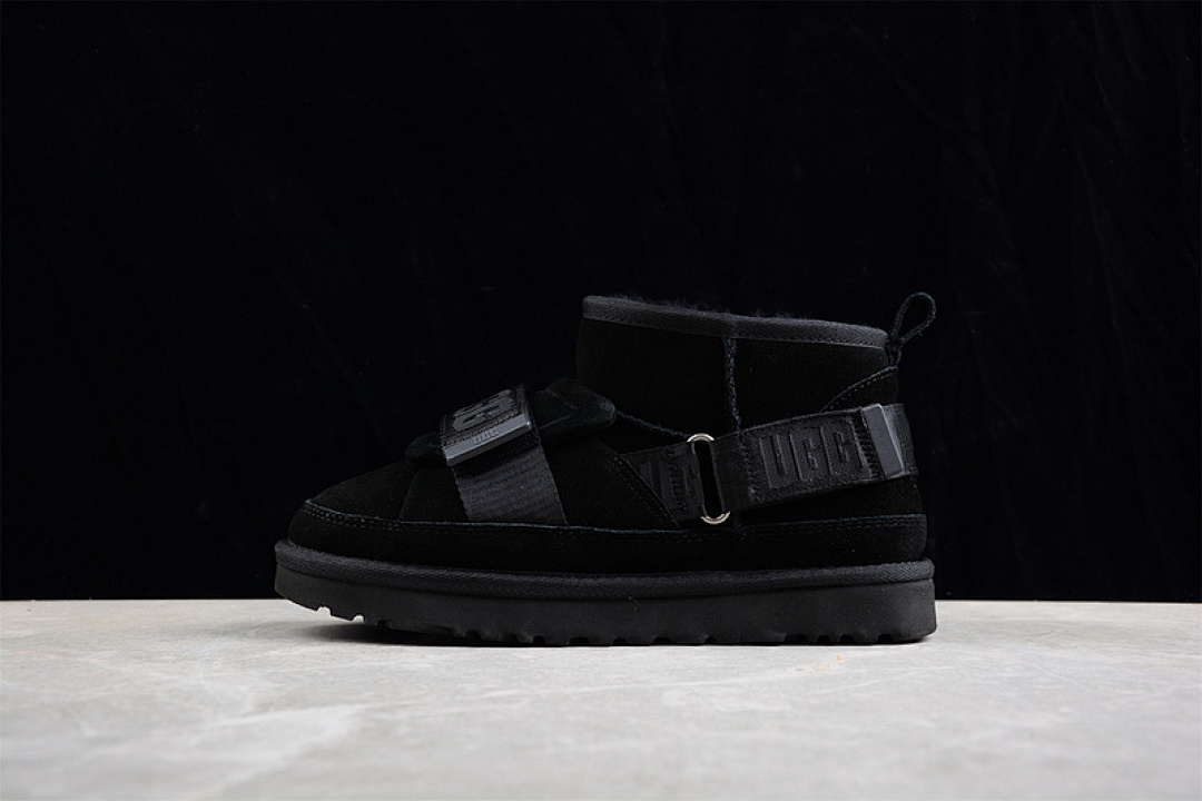 [U*G*G CASUAL SHOES BLACK/BLACK/BLACK]-[WOMAN:35-40], photo 1