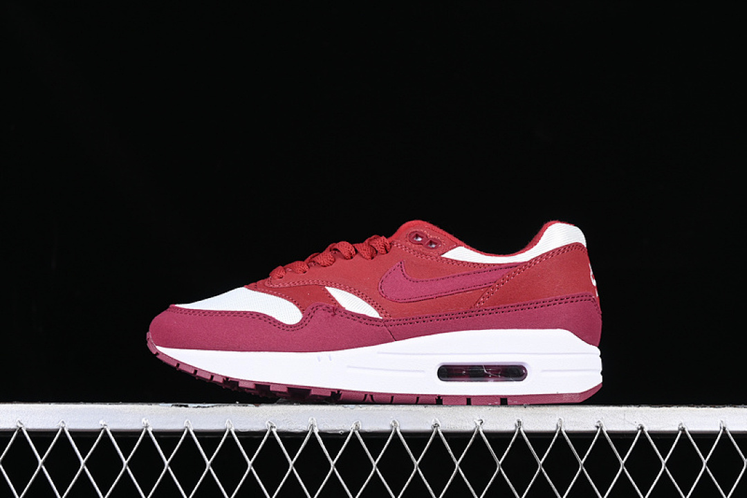Unbranded [FJ8314-201]-[KIDS OF IMMIGRANTS X AIR MAX 1 86 OG BIG BUBBLE SMOKEY MAUVE/DARK TEAM (RED]), photo 1
