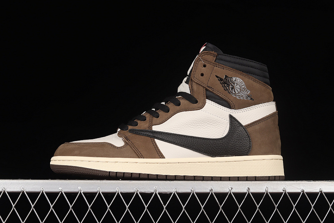 Jordan TRAVIS SCOTT X AIR Jordan 1 RETRO HIGH OG MOCHA SAIL/DARK MOCHA-UNIVERSITY · CD4487-100, photo 1