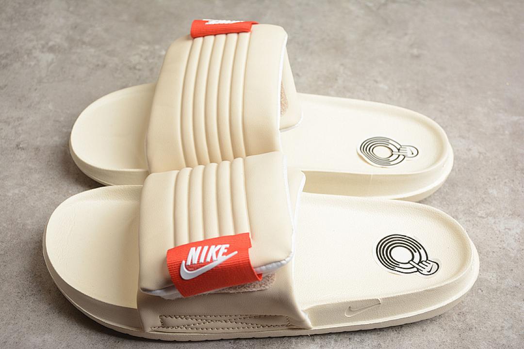 Nike [DV1033-100]-[OFFCOURT ADJUST SLIDE SANDDRIFT/PICANTE RED/COCONUTMILK/SAIL]-[UNISEX:36-45] - Image 9
