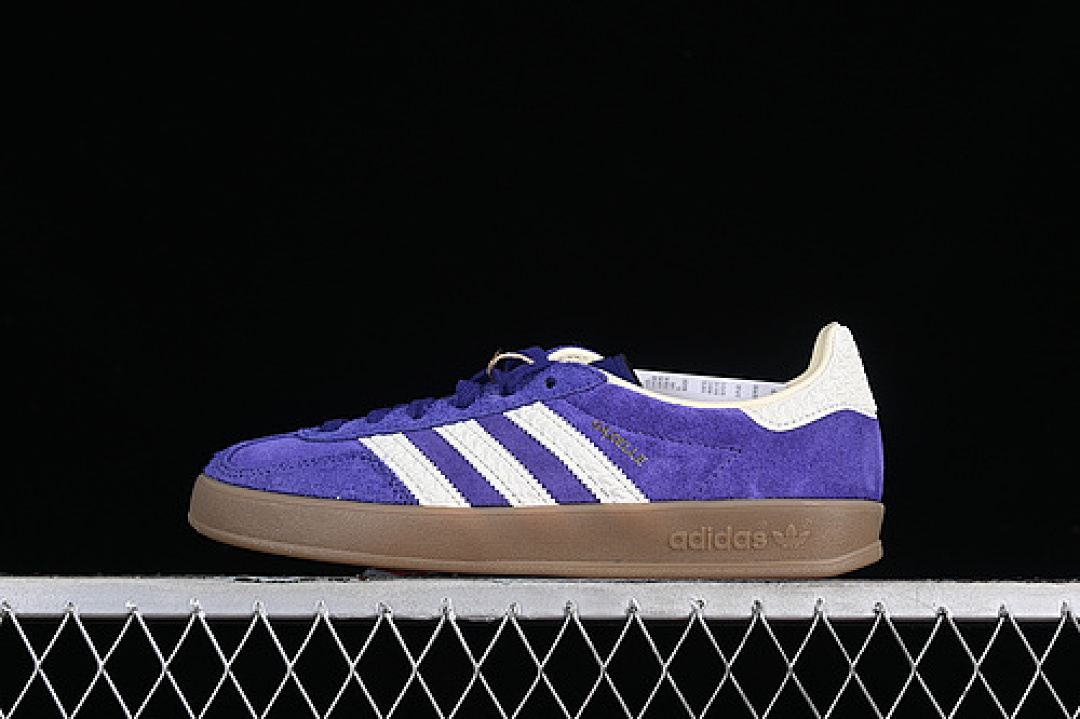 Purple Adidas ORIGINALS GAZELLE INDOOR PURPLE/CORE WHITE/GUM · IF1806, photo 1