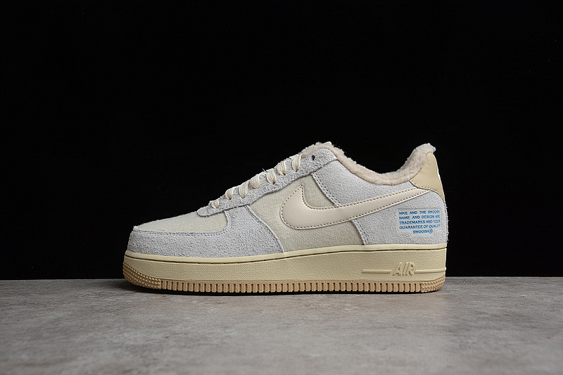 Nike Nike AIR FORCE 1 APPEARS WITH TRADEMARK TEXT PHOTON DUST/PALE IVORY/CASHMERE/RATTAN · DO7195-025, photo 1