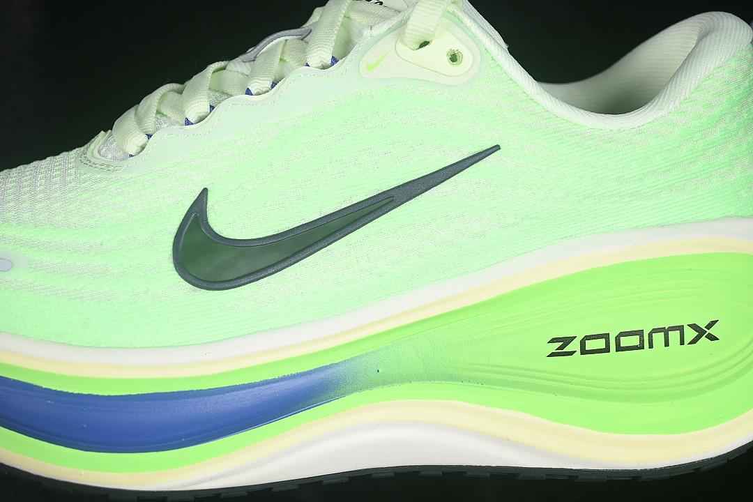 Nike [HV8150-702]-[VOMERO PLUS VOLT TINT/BLAST/SAPPHIRE/BLACK SPRUCE]-[WOMAN:35.5-39]-[MAN:40-46] - Image 8