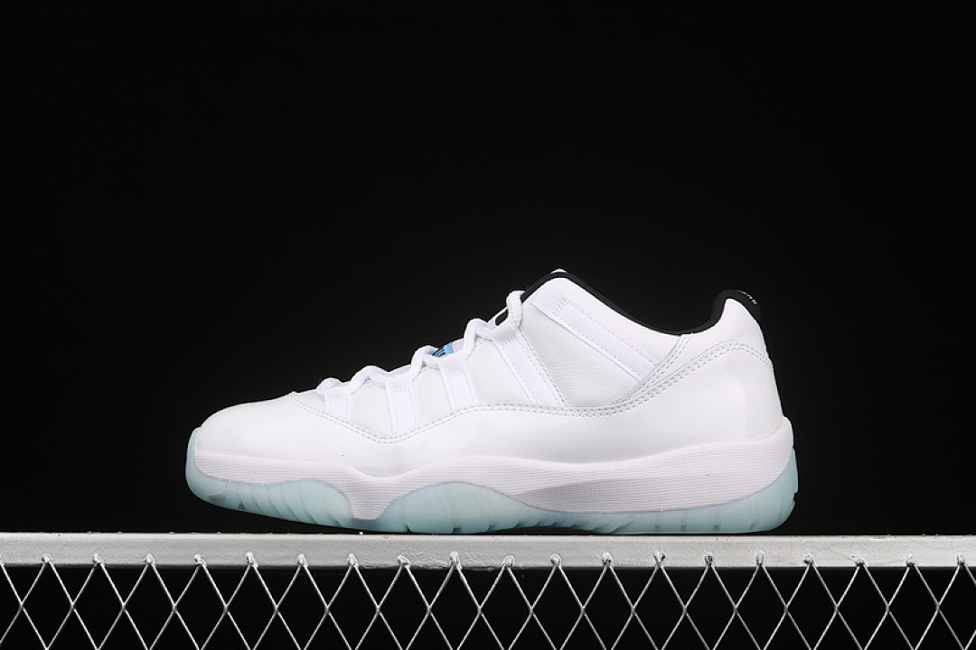 Jordan [AV2187-117]-[AIR JORDAN 11 LOW WHITE/WHITE-BLACK-LEGEND BLUE]-[MAN:40-46], photo 1