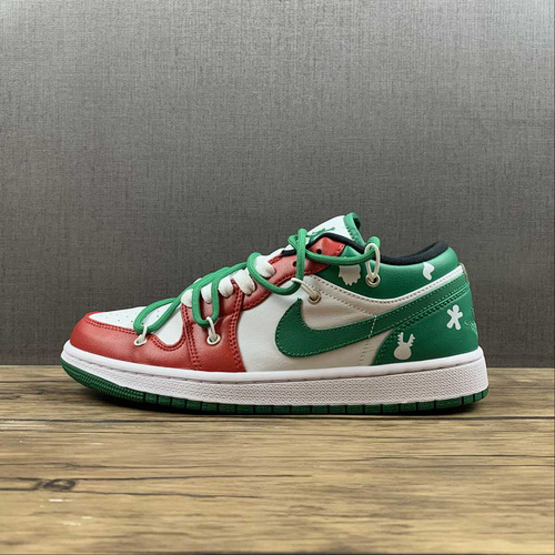 Jordan [553558-129]-[AIR JORDAN 1 LOW WHITE/STADIUM GREEN-BLACK]-[WOMAN:36-39]-[MAN:40-46], photo 1