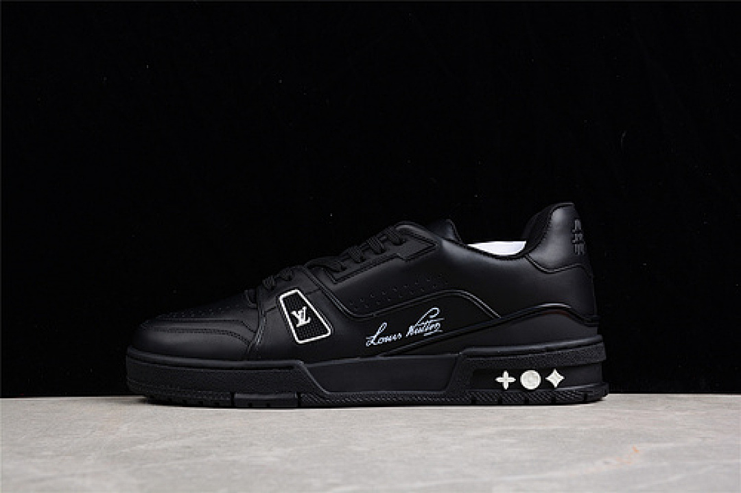 Louis Vuitton [L*V TRAINER LOW SNEAKERS BLACK/BLACK/WHITE]-[MAN:38-45], photo 1
