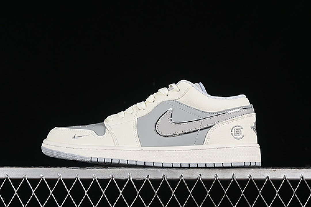 Jordan [DC2024-024]-[AIR JORDAN 1 LOW OFF WHITE/GREY/SILVER]-[WOMAN:36-39]-[MAN:40-45], photo 1