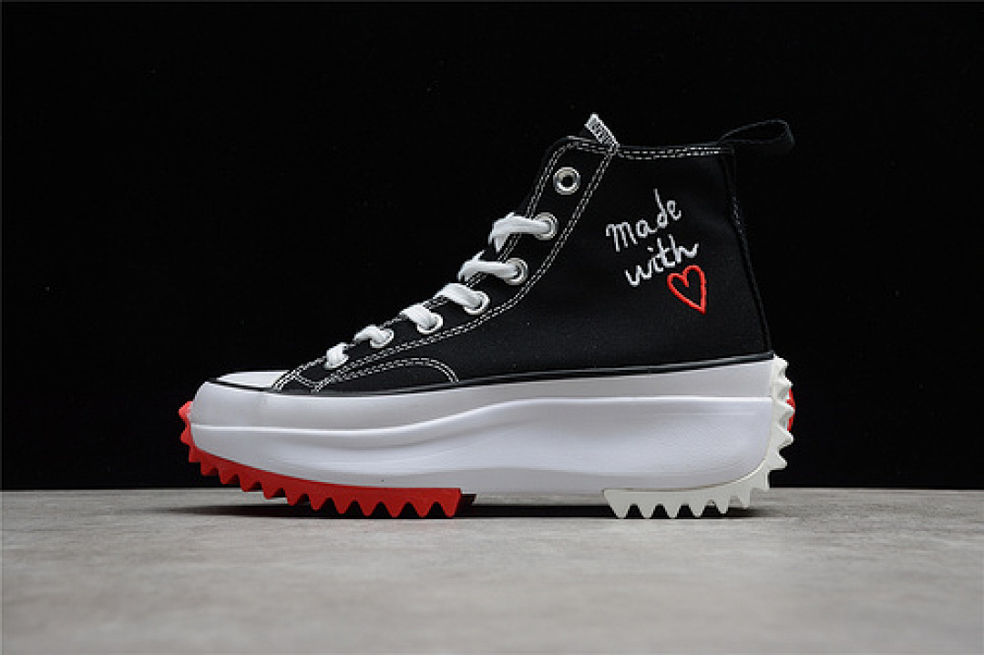 Converse [171120C]-[RUN STAR HIKE VALENTINE'S DAY BLACK/WHITE/UNIVERSITY RED]-[WOMAN:35-40], photo 1