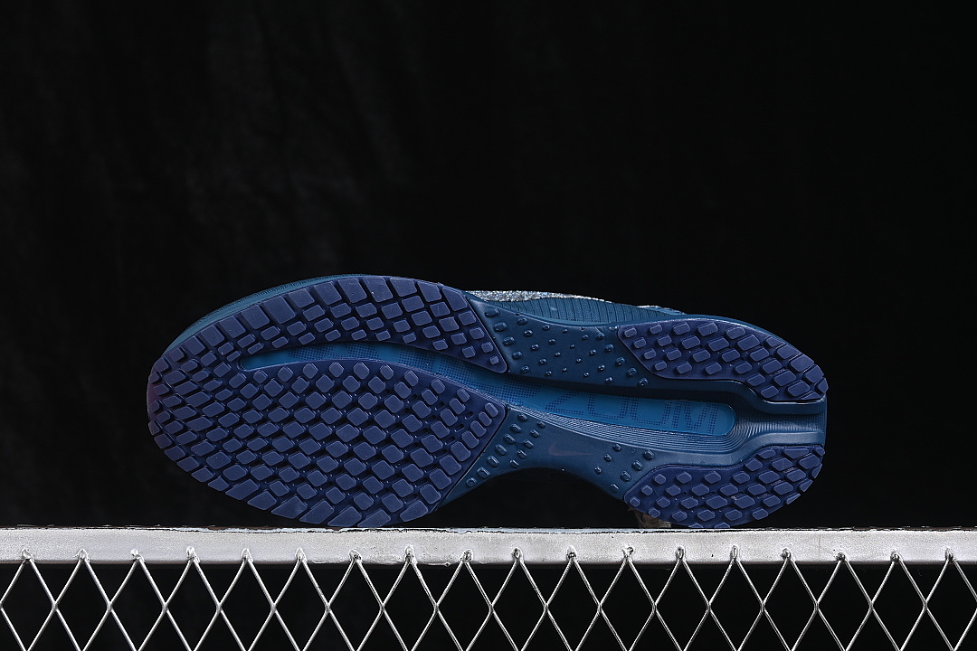 Nike [IM7384-499]-[AIR ZOOM PEGASUS PREMIUM BLUE FORCE/BLUE VOID/SILVER]-[WOMAN:35.5-39]-[MAN:40-46] - Image 15