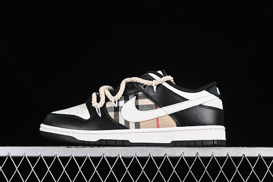 Unbranded [DD1391-100]-[DUNK LOW SB WHITE/BLACK]-[WOMAN:36-39]-[MAN:40-47.5], photo 1