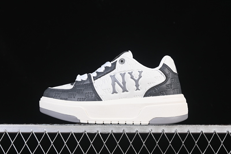 BIGBALL CHUNKY EMBO MONOGRAM GREY/BLACK/WHITE · 3ASXE035N50CGS, photo 1