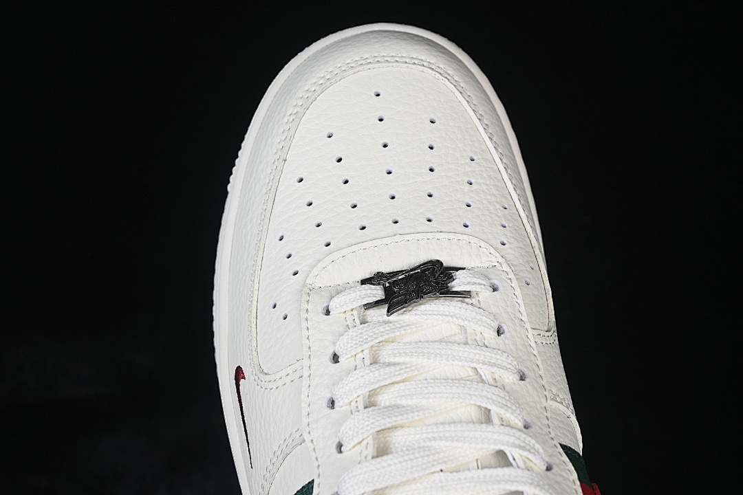 Nike [XY9025-015]-[AIR FORCE 1 07 LOW CASUAL SNEAKERS WHITE/RED/GREEN]-[WOMAN:36-39]-[MAN:40-45] - Image 10