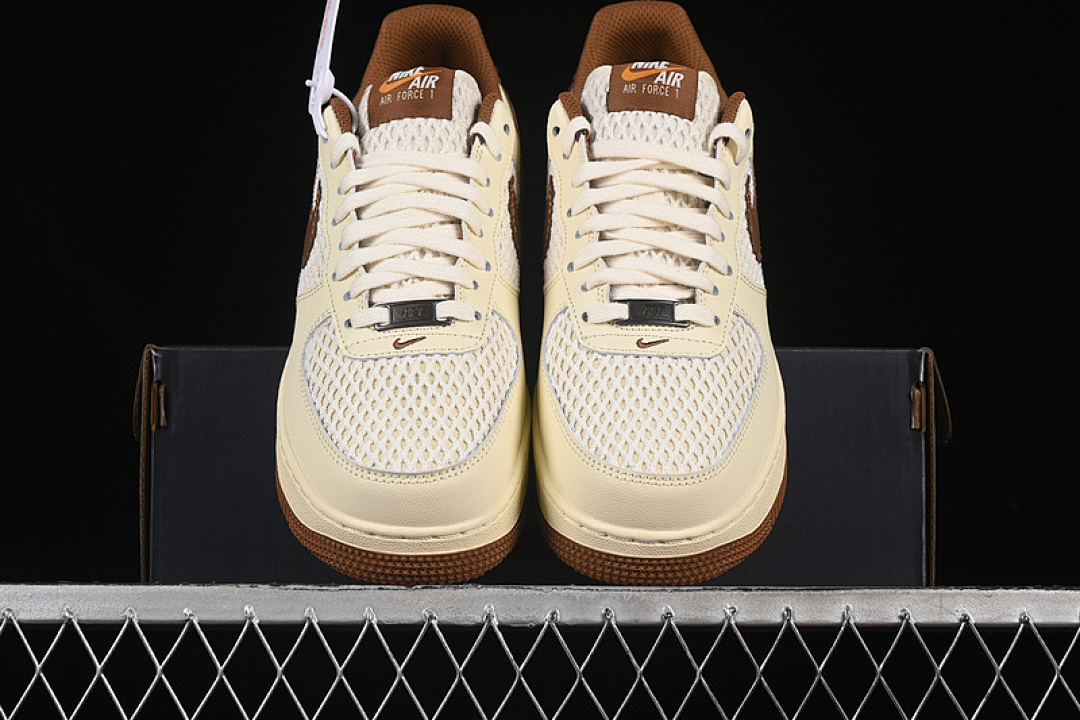 Nike [IB7719-113]-[AIR FORCE 1 07 LOW COCONUT MILK/CANYON GOLD/LIGHT BRITISH TAN]-[UNISEX:36-45] - Image 14