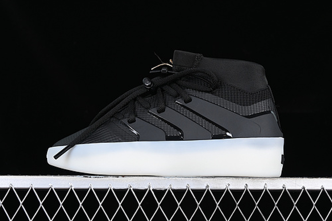 Fear of God [IF6680]-[FEAR OF GOD ATHLETICS I BASKETBALL THE ONE WHITE/BLACK]-[WOMAN:36-39]-[MAN:40-47], photo 1